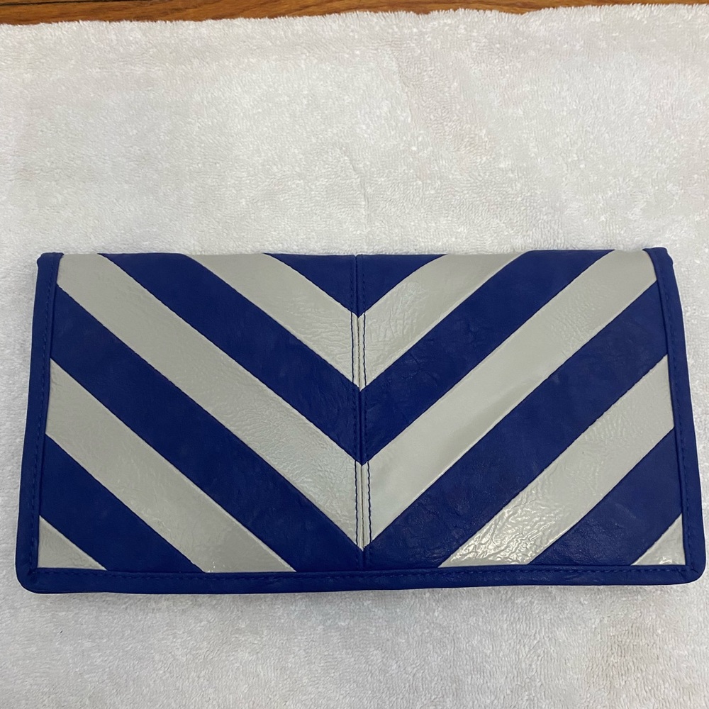 #31. Blue and White Chevron Clutch - NEW